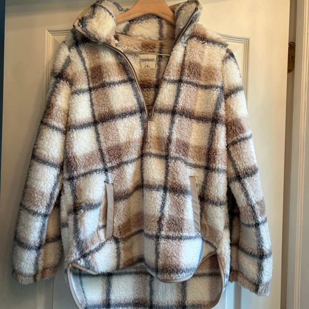 Abercrombie Fleece Quarter Zip Size Medium